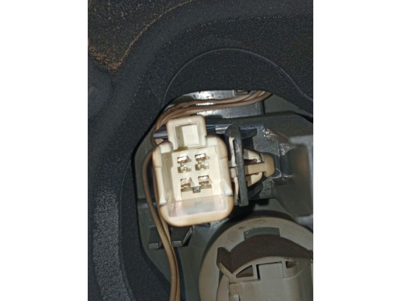 Recambio de piloto trasero izquierdo para toyota avensis sedán (_t27_) 2.0 d-4d (adt270_) referencia OEM IAM   