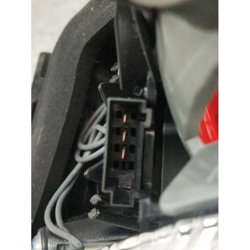 Recambio de piloto trasero izquierdo interior para opel astra j sedán 1.6 cdti (69) referencia OEM IAM 25870193 90015154 