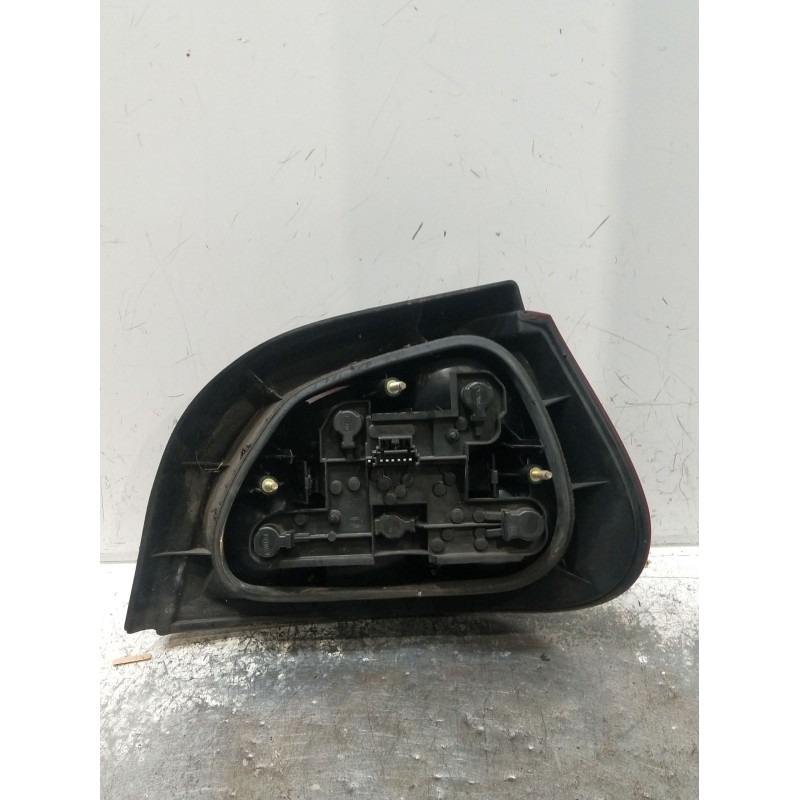 Recambio de piloto trasero izquierdo para renault megane i (ba0/1_) 1.9 dci (ba05, ba1f) referencia OEM IAM 7700428320  