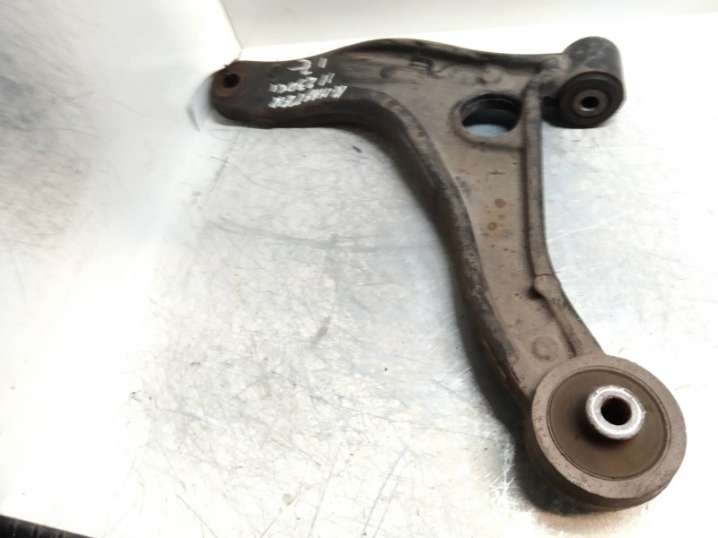 Recambio de brazo suspension inferior delantero izquierdo para renault master kasten 2.3 dci diesel fap energy cat referencia OE