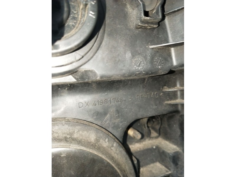 Recambio de faro derecho para citroën c2 (jm_) 1.6 referencia OEM IAM 41981748  