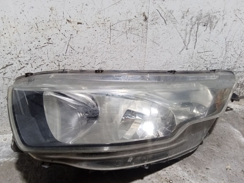 Recambio de faro izquierdo para iveco daily vi furgoneta 33s13, 35s13, 35c13 referencia OEM IAM 5801473750  