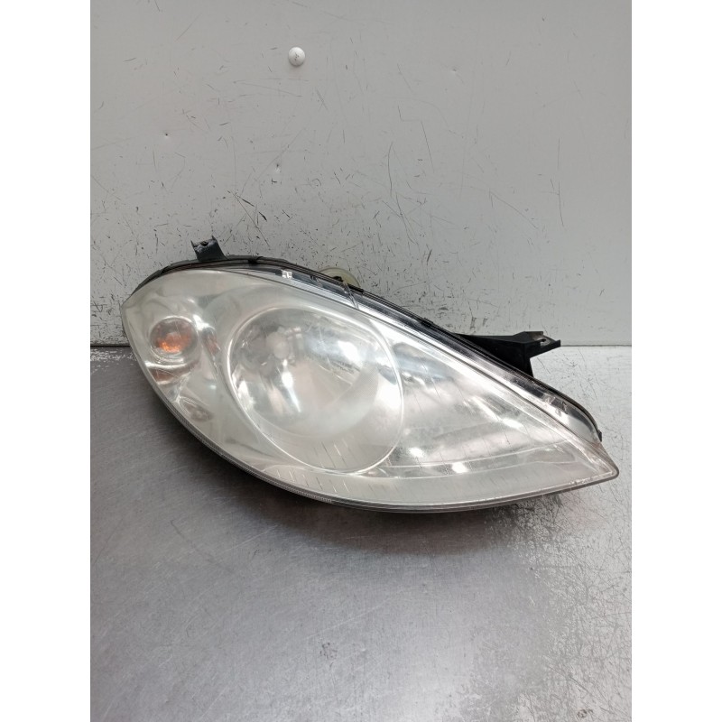 Recambio de faro derecho para mercedes-benz clase a (w169) a 180 cdi (169.007, 169.307) referencia OEM IAM A1698200261 030119720