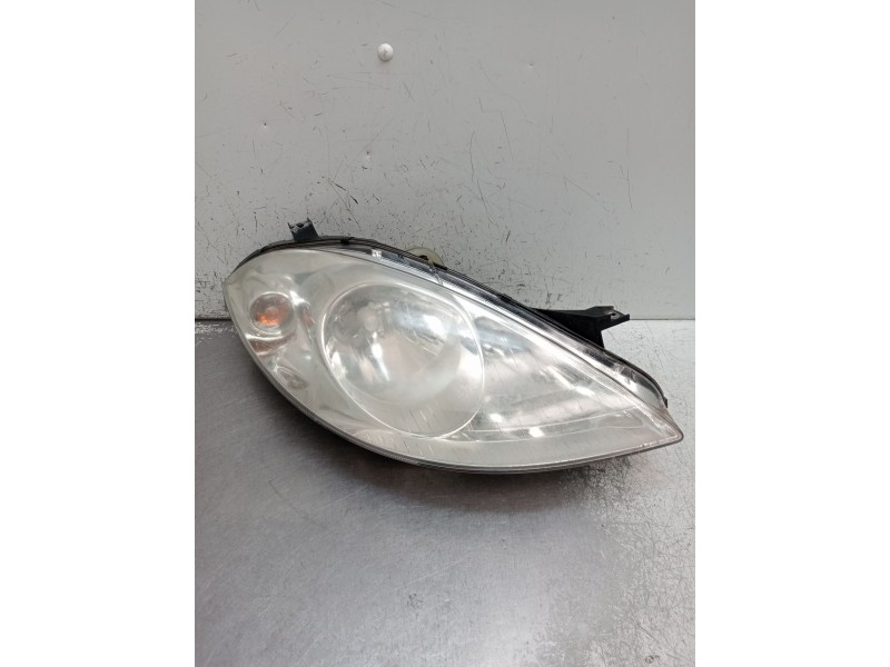 Recambio de faro derecho para mercedes-benz clase a (w169) a 180 cdi (169.007, 169.307) referencia OEM IAM A1698200261 030119720