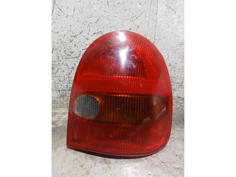 Recambio de piloto trasero derecho para opel corsa b (s93) 1.4 i (f08, f68, m68) referencia OEM IAM   