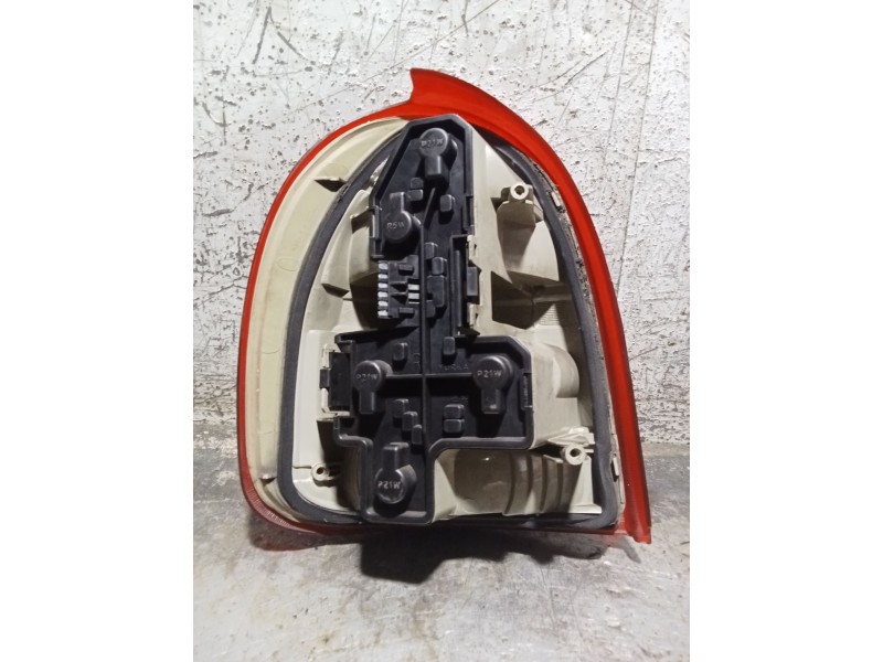 Recambio de piloto trasero derecho para opel corsa b (s93) 1.4 i (f08, f68, m68) referencia OEM IAM   