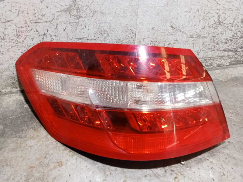 Recambio de piloto trasero izquierdo para mercedes-benz clase e (w212) e 220 cdi / bluetec (212.001, 212.002) referencia OEM IAM