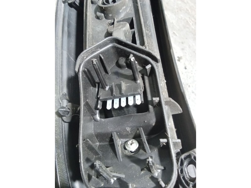 Recambio de piloto trasero derecho para opel corsa c (x01) 1.2 twinport (f08, f68) referencia OEM IAM   