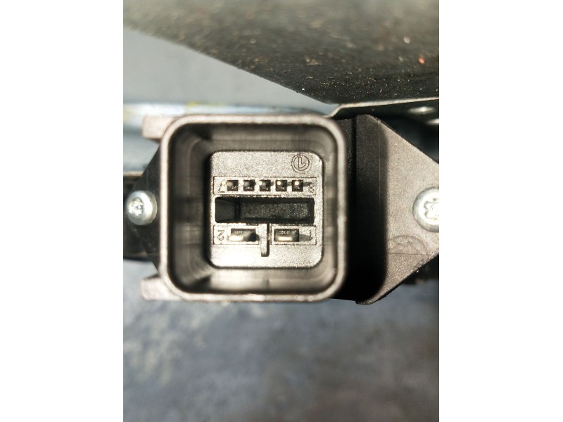 Recambio de elevalunas trasero izquierdo para opel astra j sedán 1.6 cdti (69) referencia OEM IAM 910281200 5P 