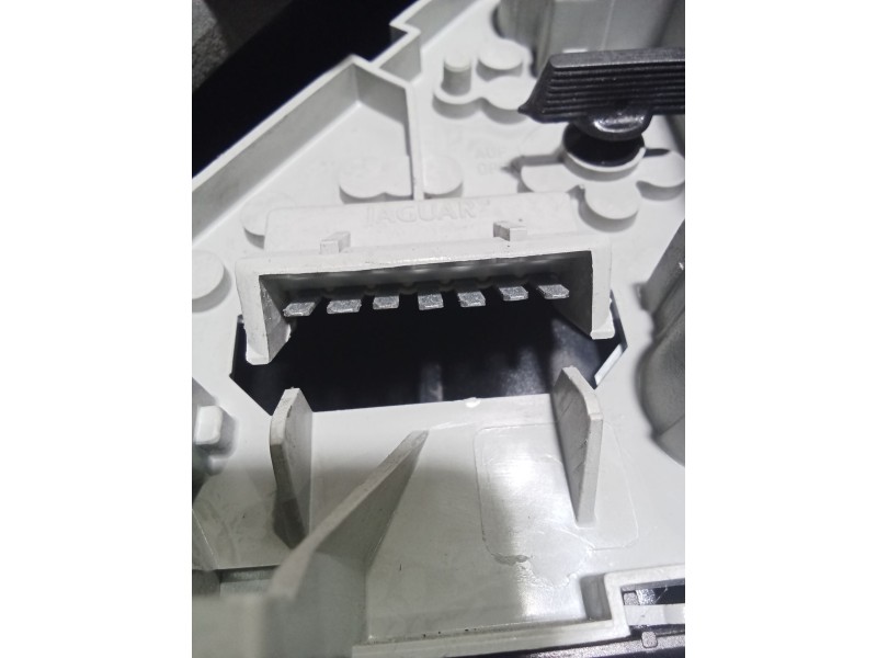 Recambio de piloto trasero izquierdo para jaguar xj 3.2 executive referencia OEM IAM   