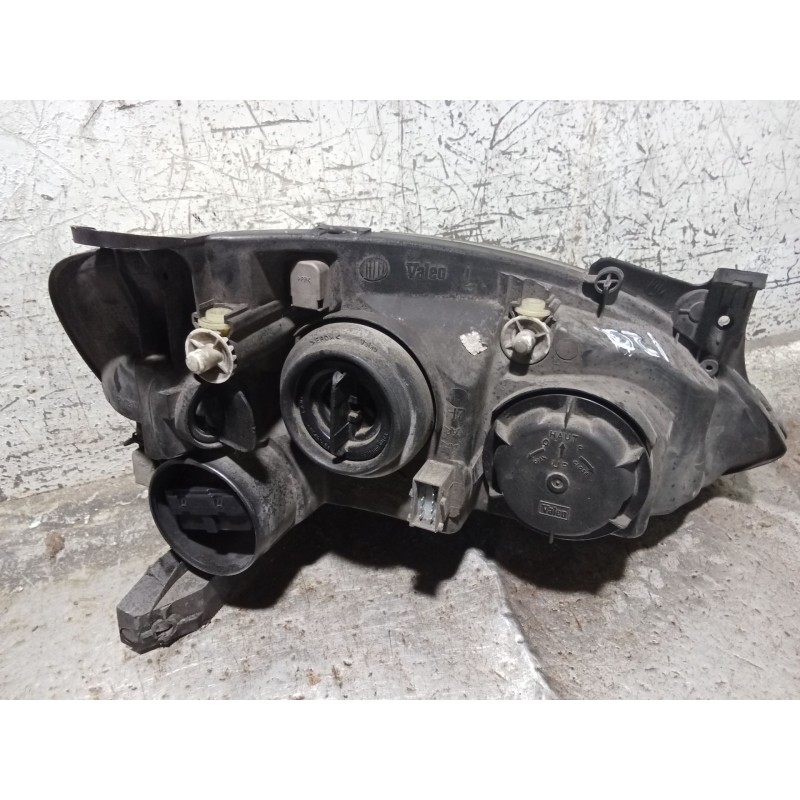 Recambio de faro derecho para opel corsa c (x01) 1.7 dti (f08, f68) referencia OEM IAM   