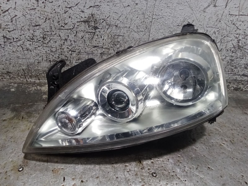Recambio de faro izquierdo para opel corsa c (x01) 1.2 twinport (f08, f68) referencia OEM IAM LUPA  