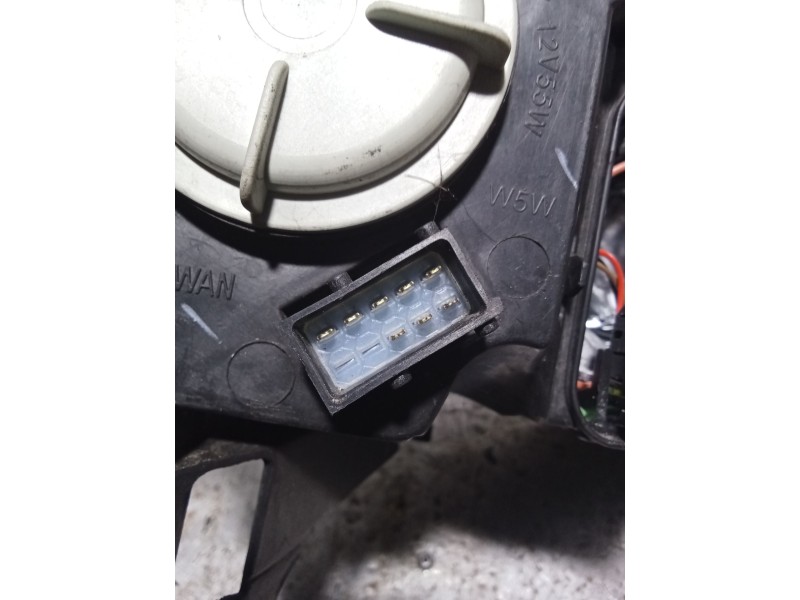 Recambio de faro izquierdo para opel corsa c (x01) 1.2 twinport (f08, f68) referencia OEM IAM LUPA  