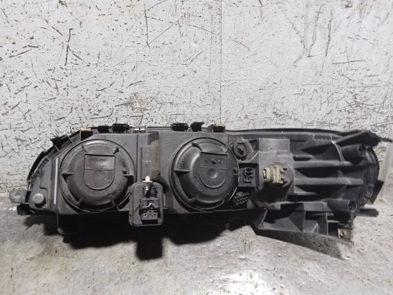 Recambio de faro derecho para volvo s60 i (384) d5 referencia OEM IAM   