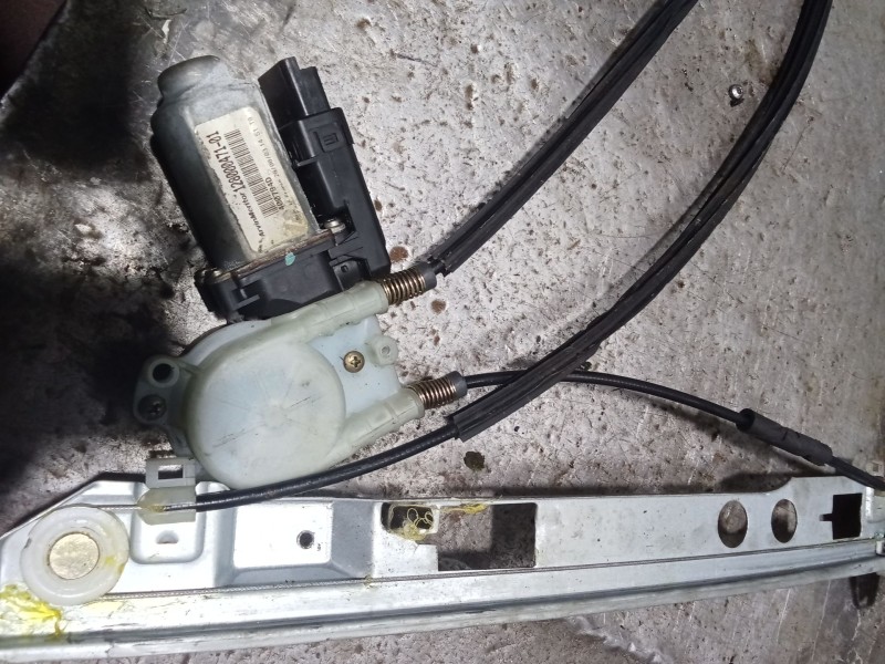 Recambio de elevalunas delantero izquierdo para renault megane ii (bm0/1_, cm0/1_) 1.4 16v (bm0b, cm0b) referencia OEM IAM 3P  