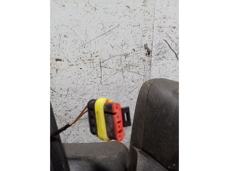 Recambio de retrovisor izquierdo para iveco daily vi furgoneta 33s13, 35s13, 35c13 referencia OEM IAM MANUAL 1 CLAVIJA 2 CABLES 