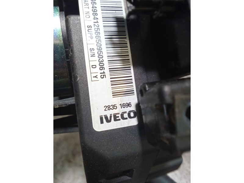 Recambio de mando luces para iveco daily vi furgoneta 33s13, 35s13, 35c13 referencia OEM IAM 05801464984 28351696 
