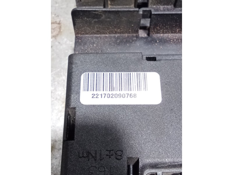 Recambio de caja reles / fusibles para mercedes-benz clase e (w212) e 220 cdi / bluetec (212.001, 212.002) referencia OEM IAM 22