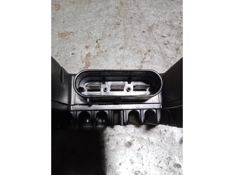 Recambio de caja reles / fusibles para mercedes-benz clase e (w212) e 220 cdi / bluetec (212.001, 212.002) referencia OEM IAM 22