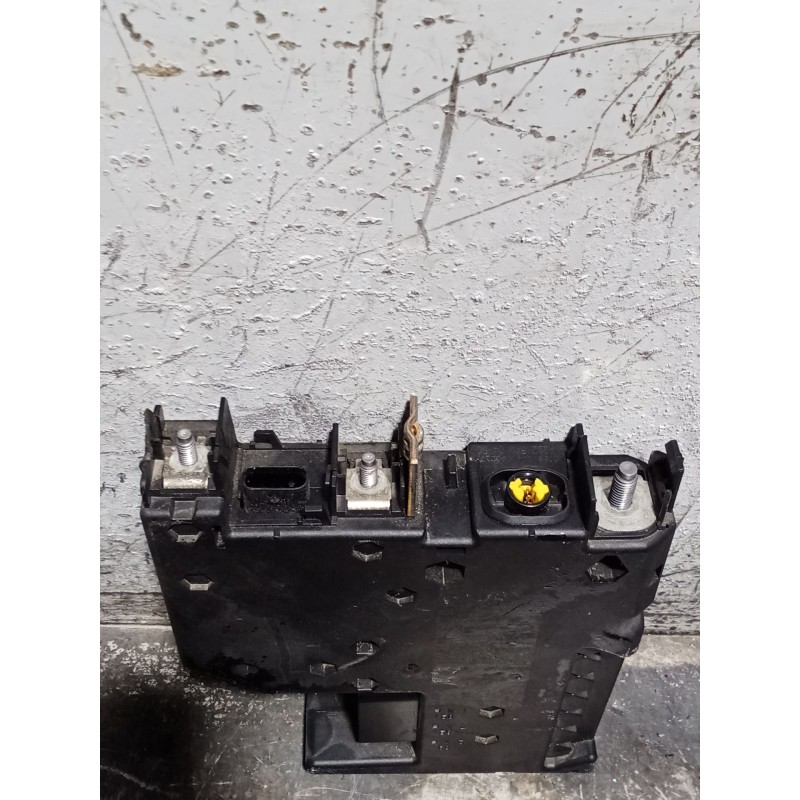 Recambio de caja reles / fusibles para mercedes-benz clase e (w212) e 220 cdi / bluetec (212.001, 212.002) referencia OEM IAM 22