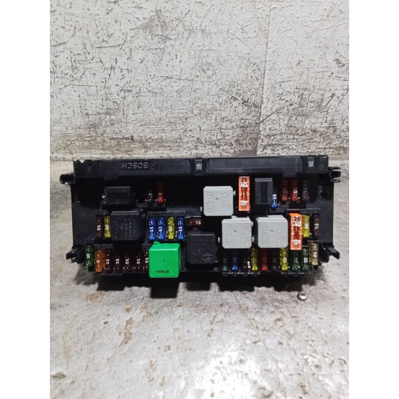 Recambio de caja reles / fusibles para mercedes-benz clase e (w212) e 220 cdi / bluetec (212.001, 212.002) referencia OEM IAM A2