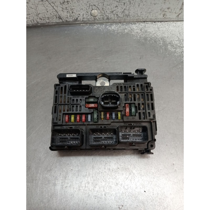 Recambio de caja reles / fusibles para citroën c4 i (lc_) 2.0 hdi referencia OEM IAM 9657718780 BSML0600 S118983006K