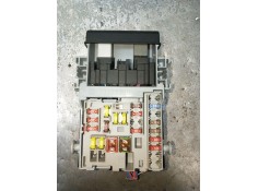 Recambio de caja reles / fusibles para opel astra j sedán 1.6 cdti (69) referencia OEM IAM 13222786   2