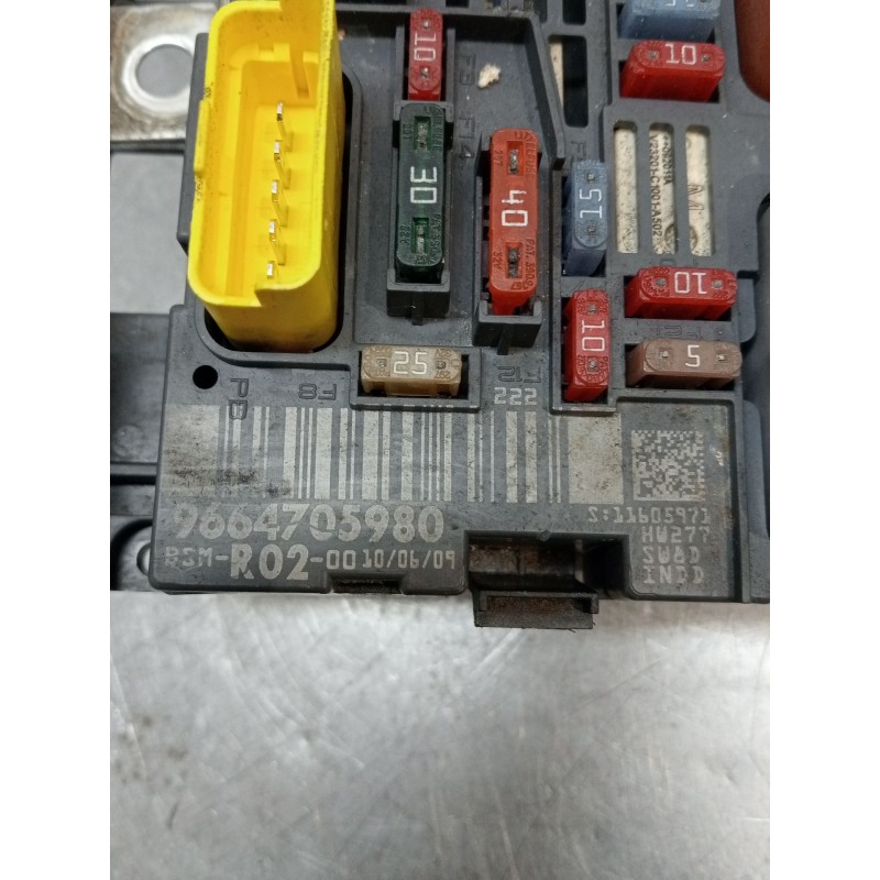 Recambio de caja reles / fusibles para citroën c4 grand picasso i (ua_) 1.6 hdi referencia OEM IAM 9664705980 BSMR0200 