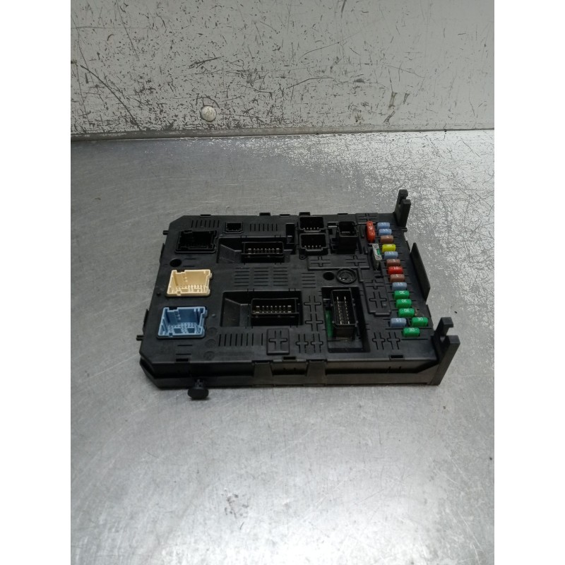 Recambio de caja reles / fusibles para citroën c4 grand picasso i (ua_) 1.6 hdi referencia OEM IAM 966405908001 BSI04EVK0400 