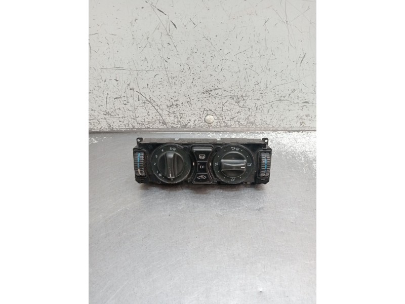 Recambio de mando calefaccion / aire acondicionado para mercedes-benz clase e (w210) e 200 (210.035) referencia OEM IAM 21083001