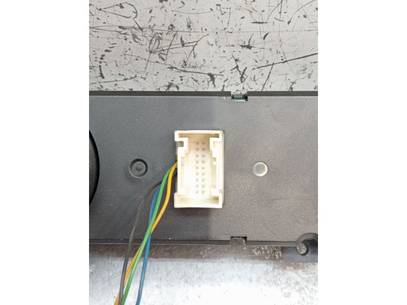 Recambio de mando calefaccion / aire acondicionado para mercedes-benz clase e (w210) e 200 (210.035) referencia OEM IAM 21083001