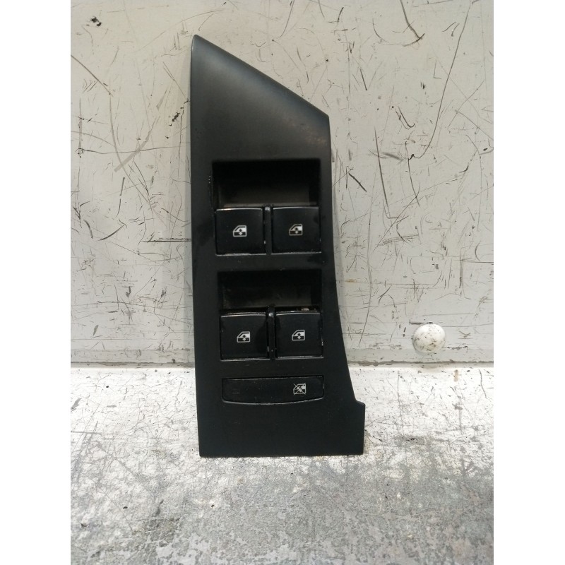 Recambio de mando elevalunas delantero izquierdo para opel astra j sedán 1.6 cdti (69) referencia OEM IAM 13305011 251869 5P