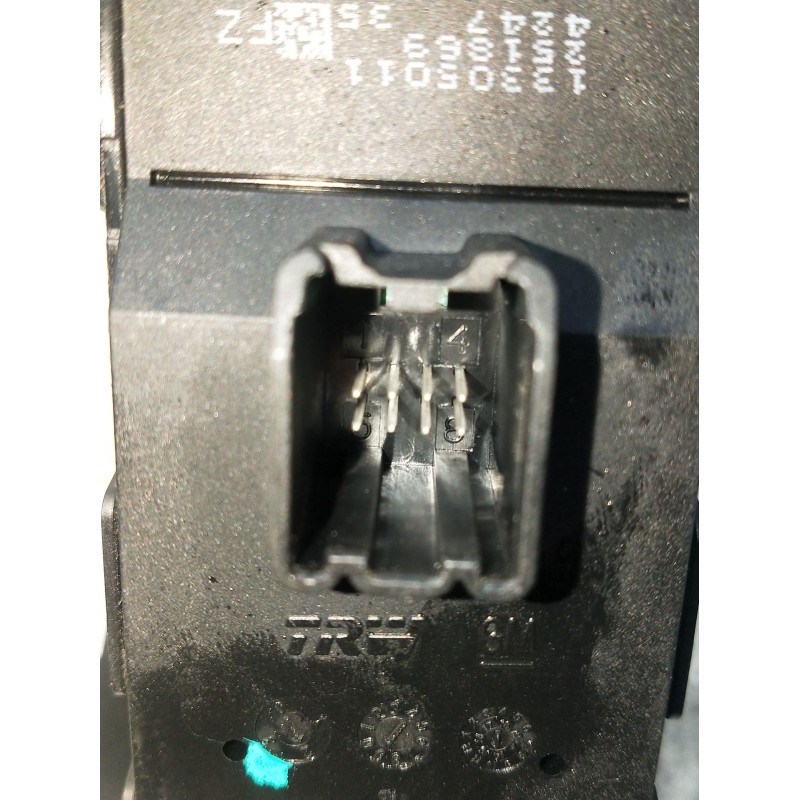 Recambio de mando elevalunas delantero izquierdo para opel astra j sedán 1.6 cdti (69) referencia OEM IAM 13305011 251869 5P