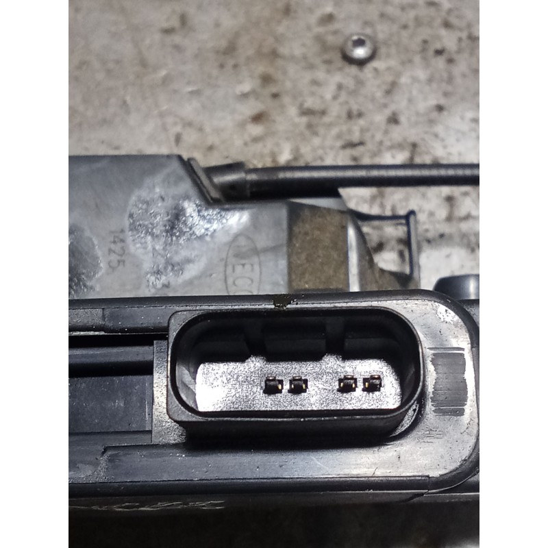 Recambio de motor cierre centralizado delantero derecho para iveco daily vi furgoneta 33s13, 35s13, 35c13 referencia OEM IAM   