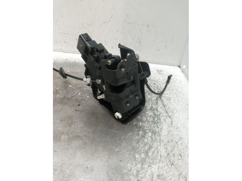 Recambio de motor cierre centralizado trasero izquierdo para ford focus c-max (dm2) 1.8 tdci referencia OEM IAM 3M5AR26413BP  