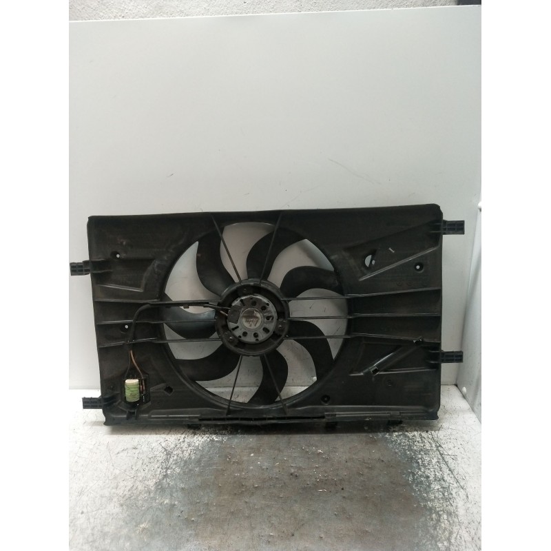 Recambio de electroventilador para opel astra j sedán 1.6 cdti (69) referencia OEM IAM 97055935 3135104038 3135104045 3135104063