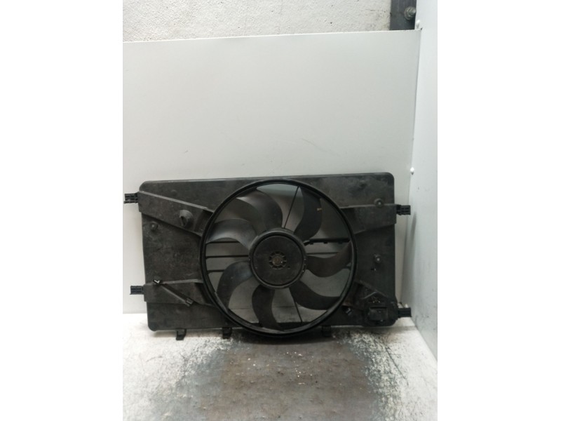 Recambio de electroventilador para opel astra j sedán 1.6 cdti (69) referencia OEM IAM 97055935 3135104038 3135104045 3135104063