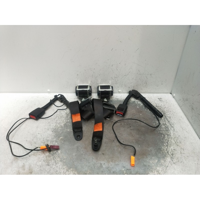 Recambio de juego cinturones delantero para ford focus c-max (dm2) 1.8 tdci referencia OEM IAM  5P 
