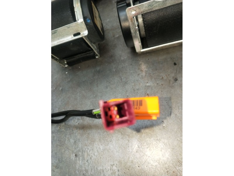 Recambio de juego cinturones delantero para ford focus c-max (dm2) 1.8 tdci referencia OEM IAM  5P 