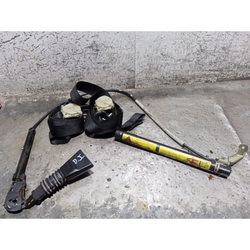 Recambio de juego cinturones delantero para opel corsa b (s93) 1.4 i (f08, f68, m68) referencia OEM IAM PRETENSOR IZQUIERDO  