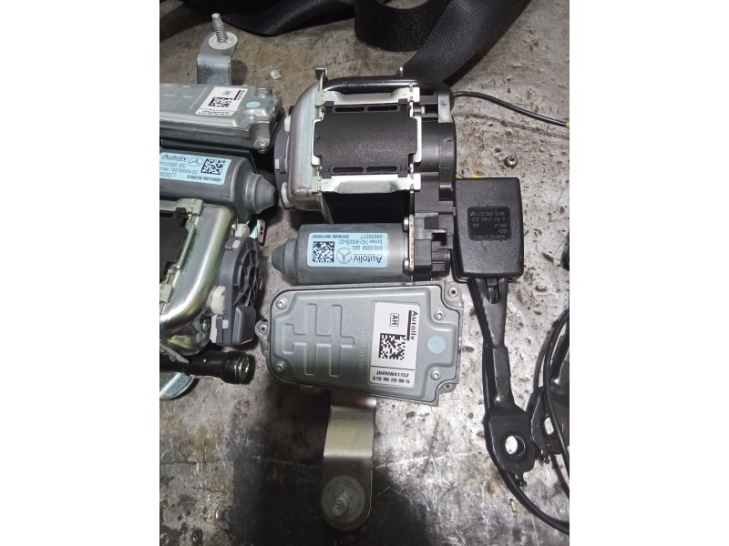 Recambio de juego cinturones delantero para mercedes-benz clase e (w212) e 220 cdi / bluetec (212.001, 212.002) referencia OEM I