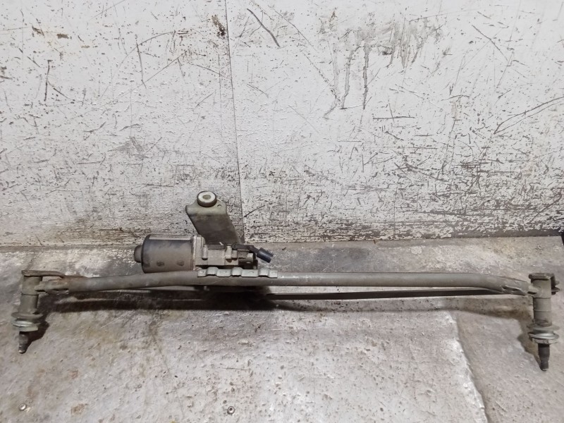 Recambio de motor limpia delantero para iveco daily vi furgoneta 33s13, 35s13, 35c13 referencia OEM IAM 7930000519147 W000051914