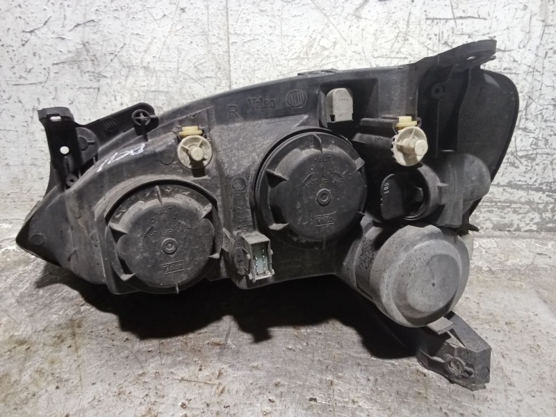 Recambio de faro izquierdo para opel corsa c (x01) 1.7 dti (f08, f68) referencia OEM IAM   