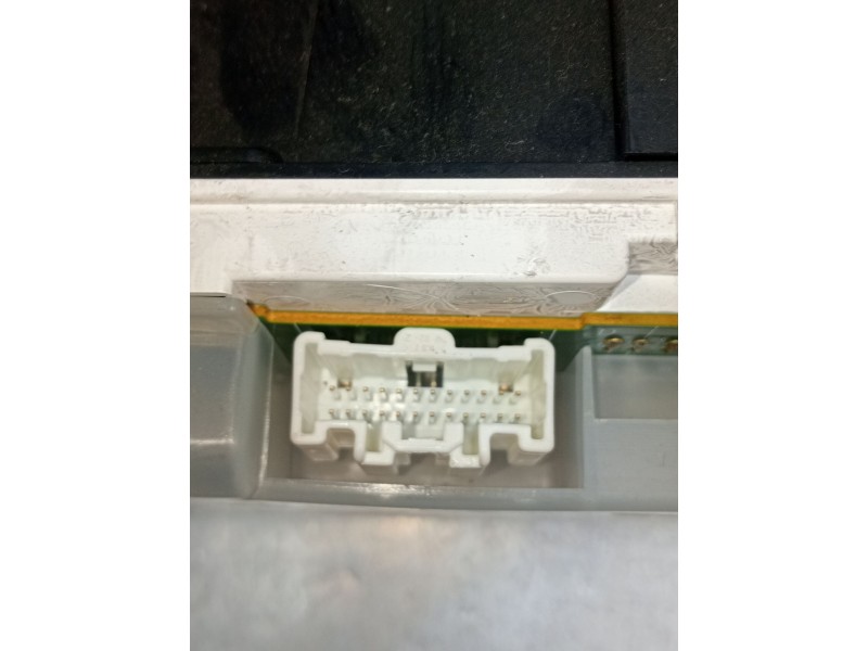 Recambio de cuadro instrumentos para mazda 3 (bk) 1.6 di turbo referencia OEM IAM 4TBN9JB 4M6112A650AC 