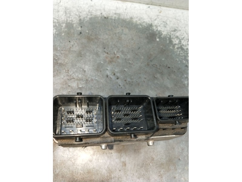 Recambio de centralita motor uce para citroën c4 i (lc_) 2.0 hdi referencia OEM IAM 9675272580 28279304 9666912580