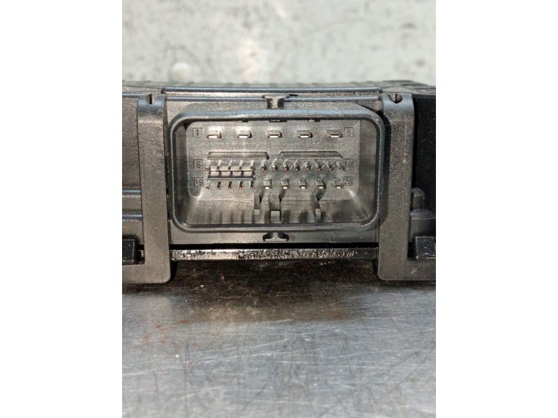 Recambio de centralita suspension para citroën c4 grand picasso i (ua_) 1.6 hdi referencia OEM IAM 9665811380 4461580050 