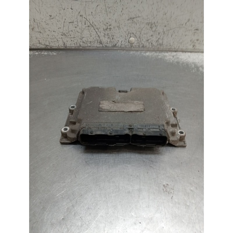Recambio de centralita motor uce para lancia thesis (841_) 2.4 jtd (841axd1b02) referencia OEM IAM 0281010333 73501142 