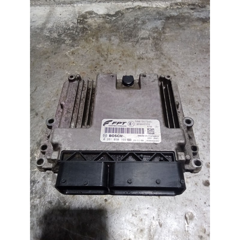 Recambio de centralita motor uce para iveco daily vi furgoneta 33s13, 35s13, 35c13 referencia OEM IAM 0281030169 5801557345 
