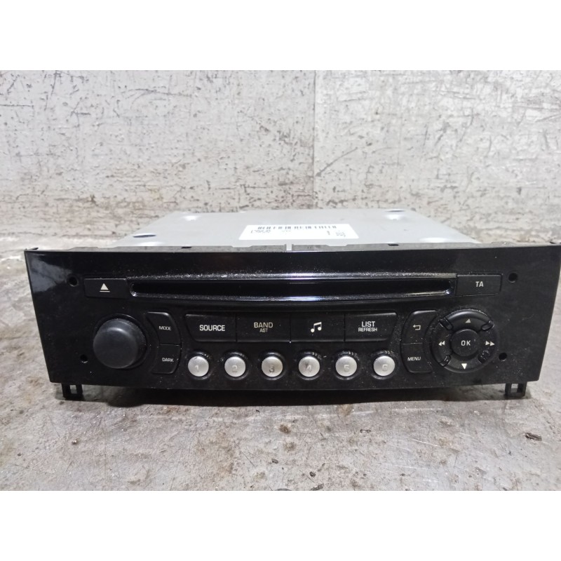 Recambio de sistema audio / radio cd para peugeot 308 i (4a_, 4c_) 1.6 hdi referencia OEM IAM 98041641 A2037658701 