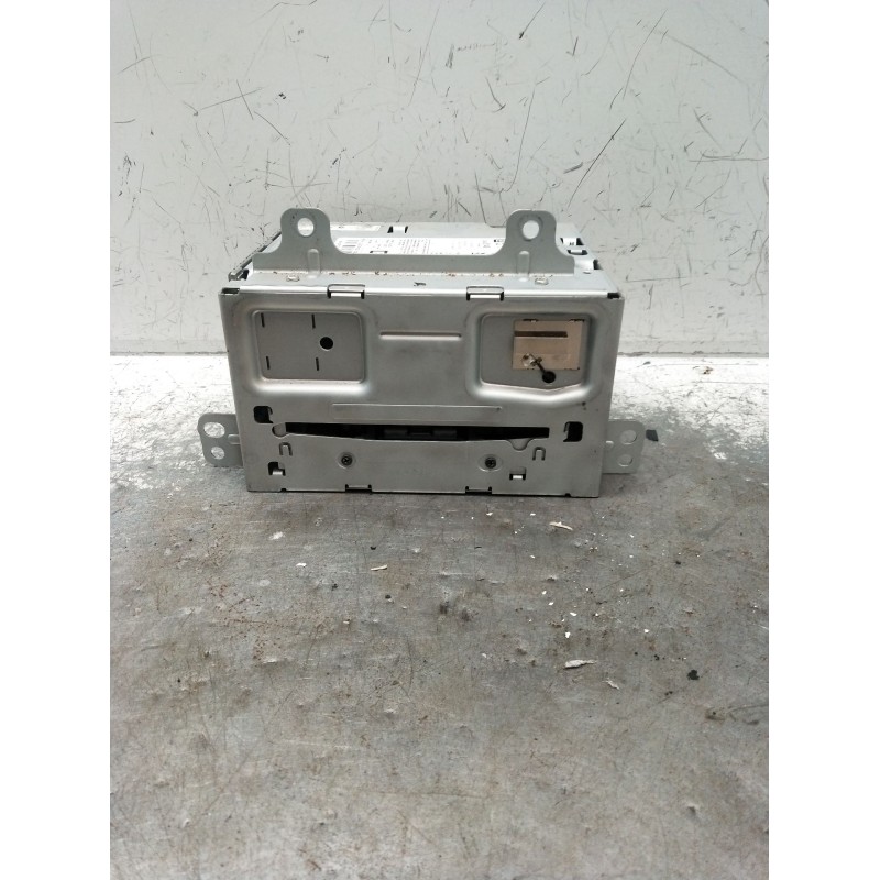 Recambio de sistema audio / radio cd para opel astra j sedán 1.6 cdti (69) referencia OEM IAM 23495140 110822 